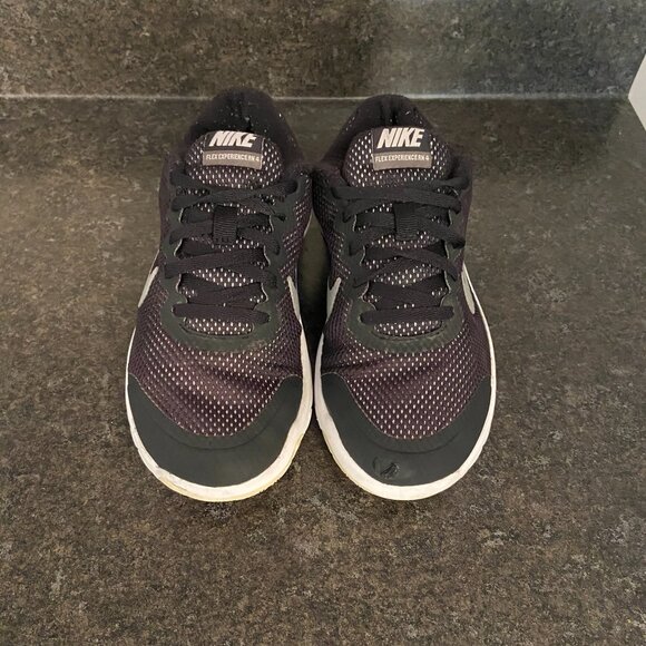 Nike Flex Experience 4 Training Shoes - Size 4Y - Picture 9 of 9